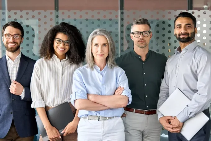 The Benefits of Fractional CMO vs Marketing Consultant